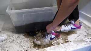 raejulies-wet-squishy-dirty-sneakers_12.