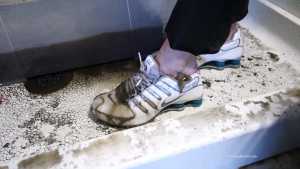 raejulies-wet-squishy-dirty-sneakers_22.